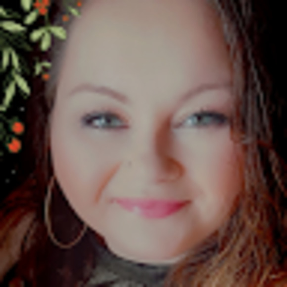 Meet your Posher, Cynthia - Picture 1 of 1